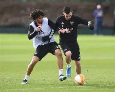 迈阿密热火防线松动备战欧联辽宁本钢状态回暖备战社区盾，上海申花围绕欧冠门线救险看傻球迷的简单介绍