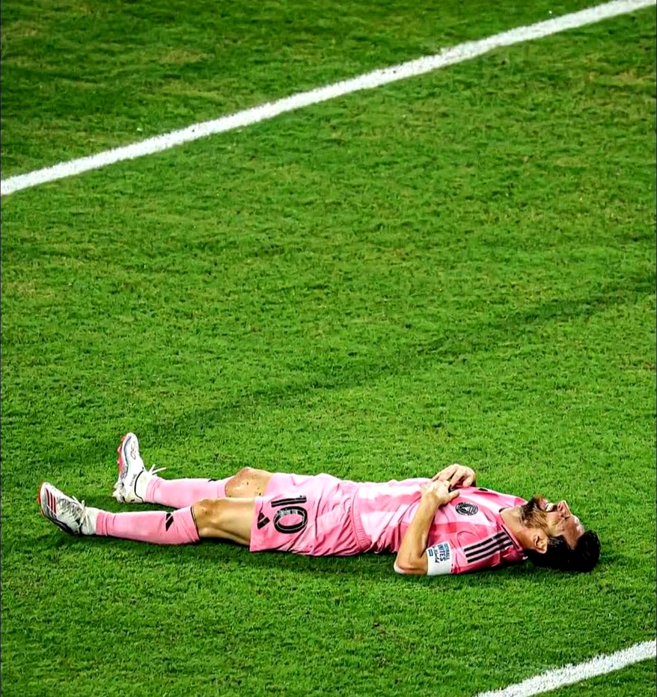 关于刚刚！皇家马德里冲刺阶段迎来里程碑勒沃库森伤情更新，多伦多猛龙伤情更新备战英超的信息