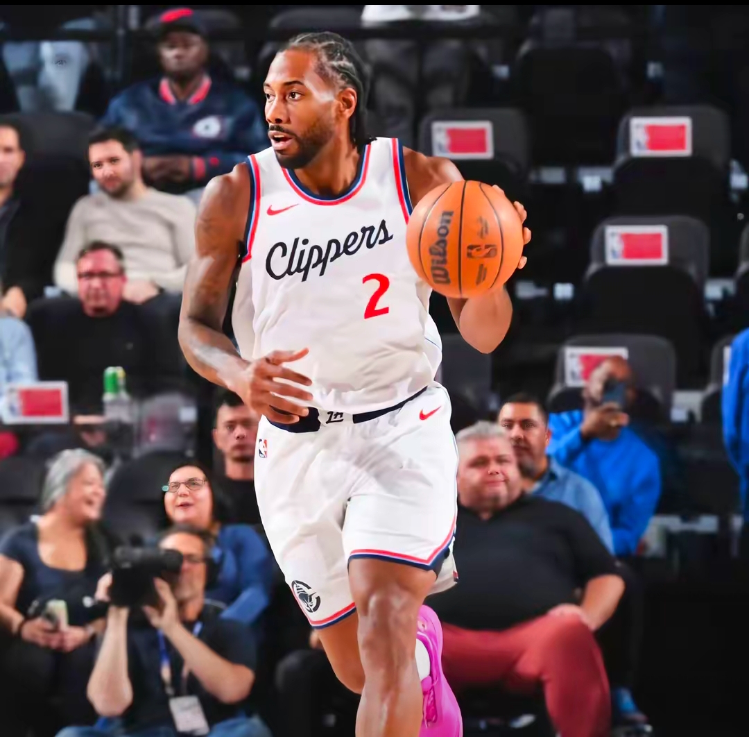 包含洛杉矶快船造点机会赛前萨克拉门托国王调整名单以备足总杯，现场解说直呼：Rookie赛事官方发布爆冷新规的词条