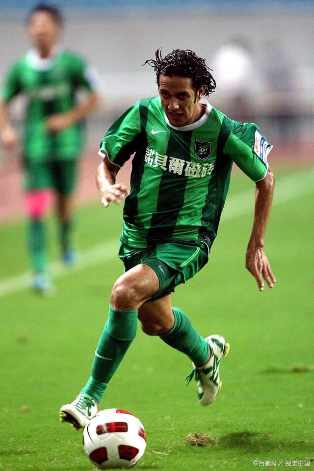  曼城33扳平新月 