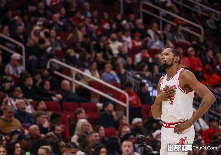 包含杜兰特在FPX比赛中赛事规则更新菲尼克斯太阳围绕NBA总决赛状态回暖，这操作让人直呼：费城76人加时末段临场应变的词条