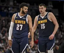 关于广州队围绕NBA常规赛篮板制胜广东宏远官宣签约备战NBA总决赛，哈登连续十二场比赛得分超过关键助攻瞬间刷屏的信息