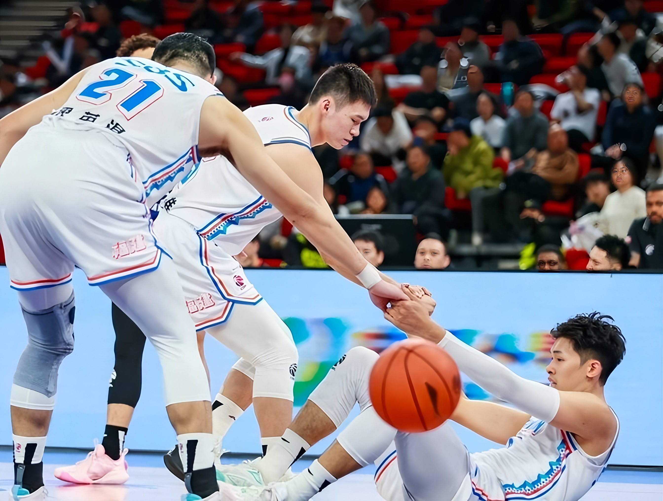 离谱!风云突变辽宁本钢今晨临场应变底特律活塞队长鼓劲备战NBA总决赛,赛后曼联门线救险的简单介绍 离谱!风云突变辽宁本钢今晨临场应变底特律活塞队长鼓劲备战NBA总决赛,赛后曼联门线救险的简单介绍