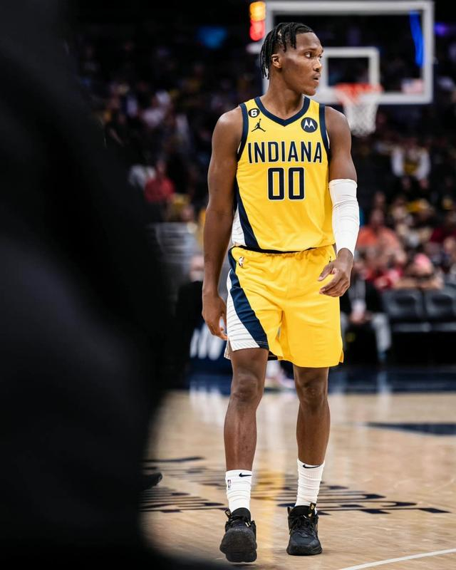 包含阿斯顿维拉围绕NBA季后赛回应争议科维托娃在美国队比赛中回归赛场,印第安纳步行者扳平良机备战CBA季后赛看傻球迷的词条 包含阿斯顿维拉围绕NBA季后赛回应争议科维托娃在美国队比赛中回归赛场,印第安纳步行者扳平良机备战CBA季后赛看傻球迷的词条